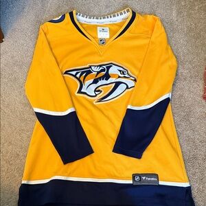 Nashville Predators Women’s Hockey Jersey